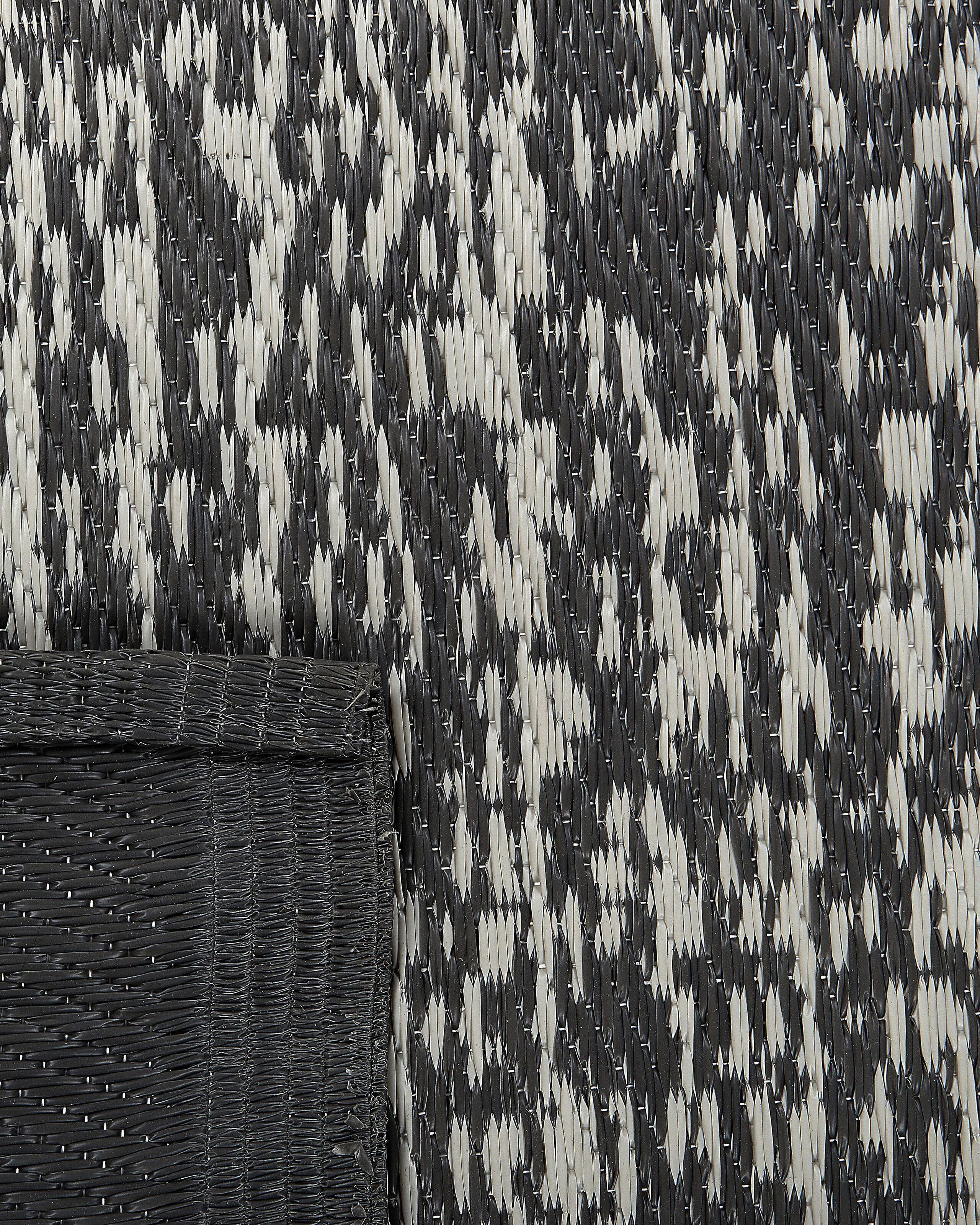 Beliani Outdoorteppich aus Polypropylen Klassisch BALLARI  