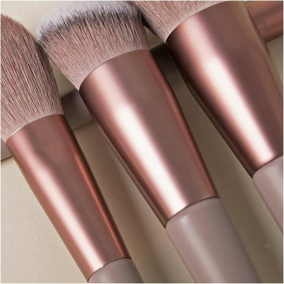 B2X  13x Schminkpinsel mit Aufbewahrungstasche 