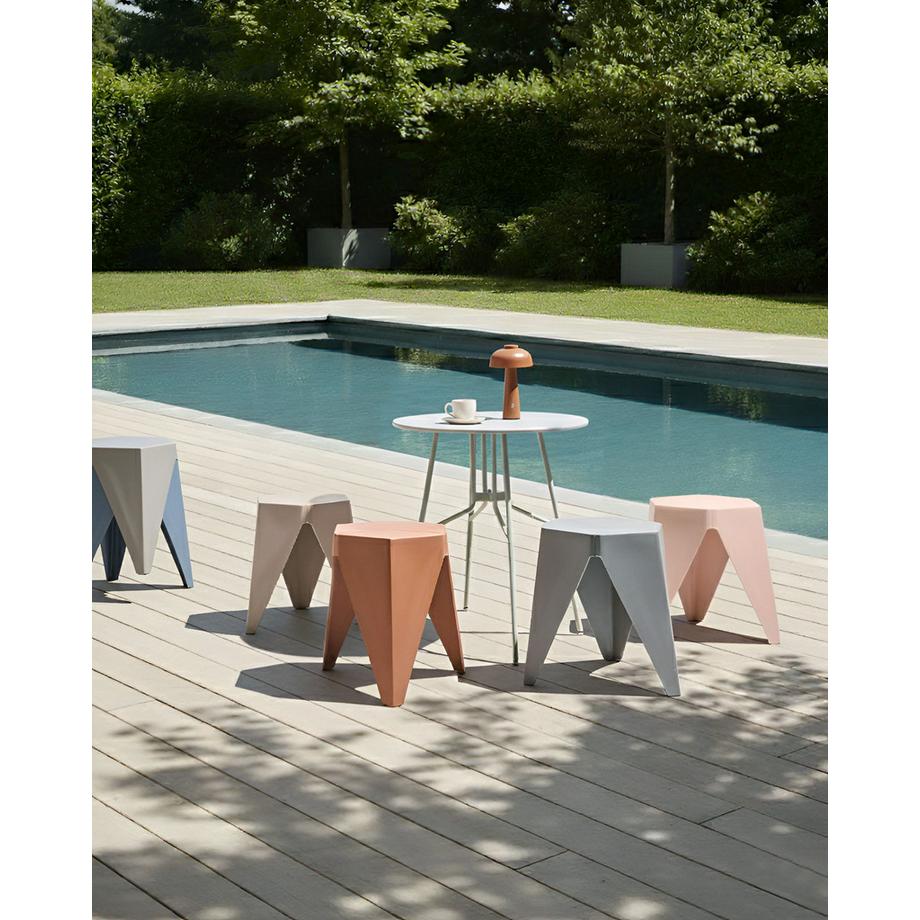 Beliani Gartenhocker 4er Set aus Kunststoff Modern KARAVOS  
