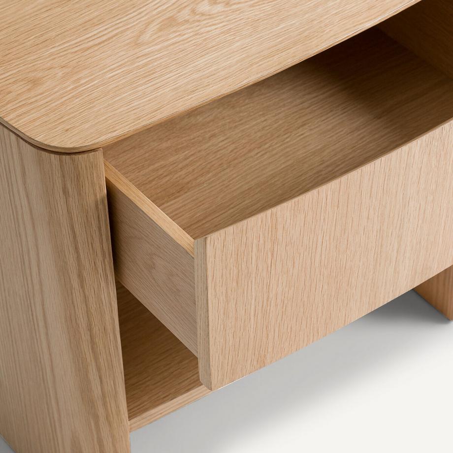 AM.PM Nachttisch mit Nussbaum- oder Eichenfurnier  