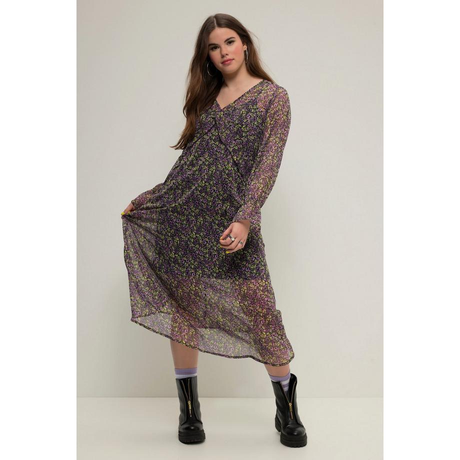 Studio Untold Maxikleid A-Line Chiffon Minimal Blumen V-Ausschnitt Langarm  