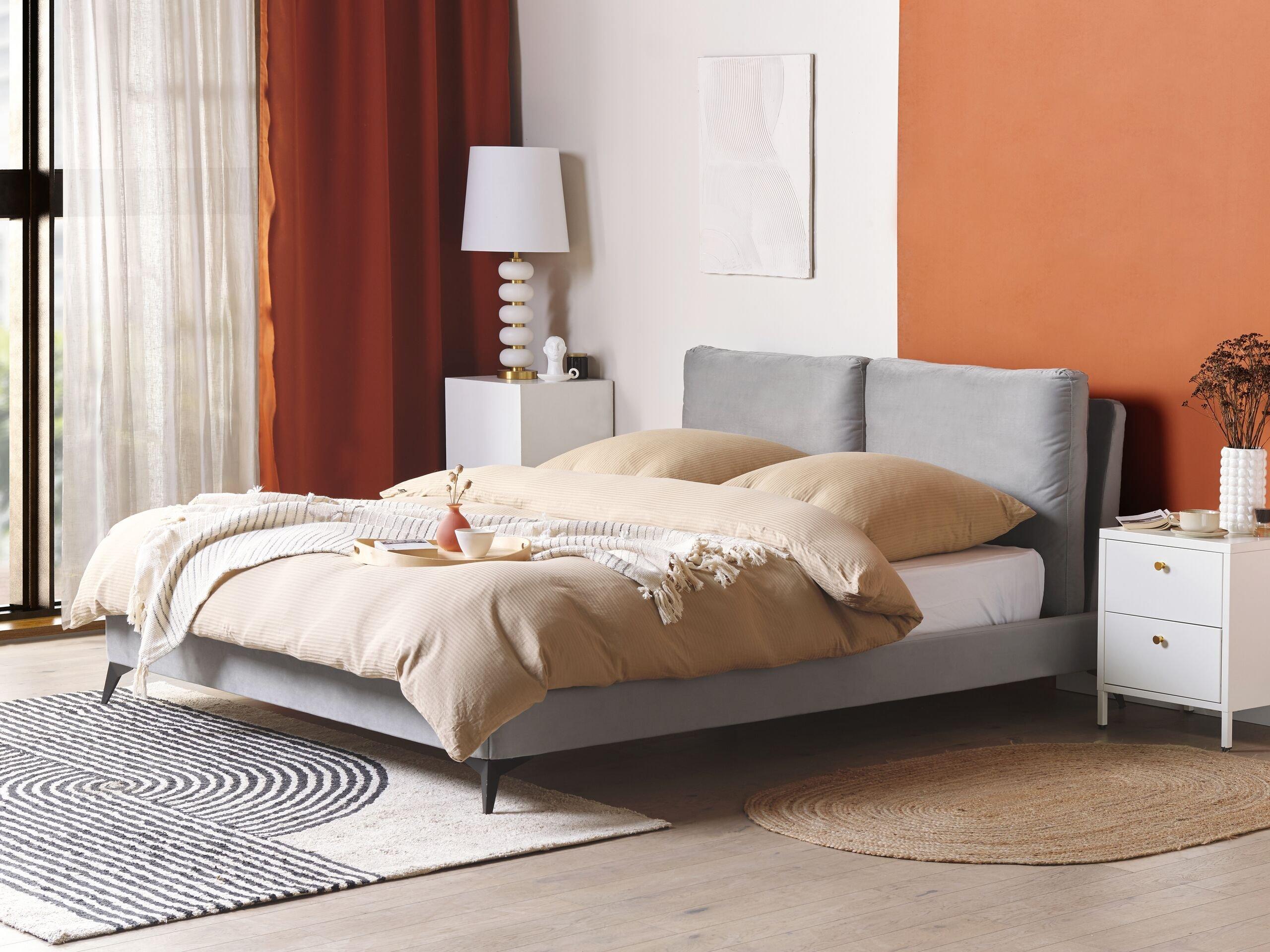 Beliani Bett mit Lattenrost aus Samtstoff Modern MELLE  