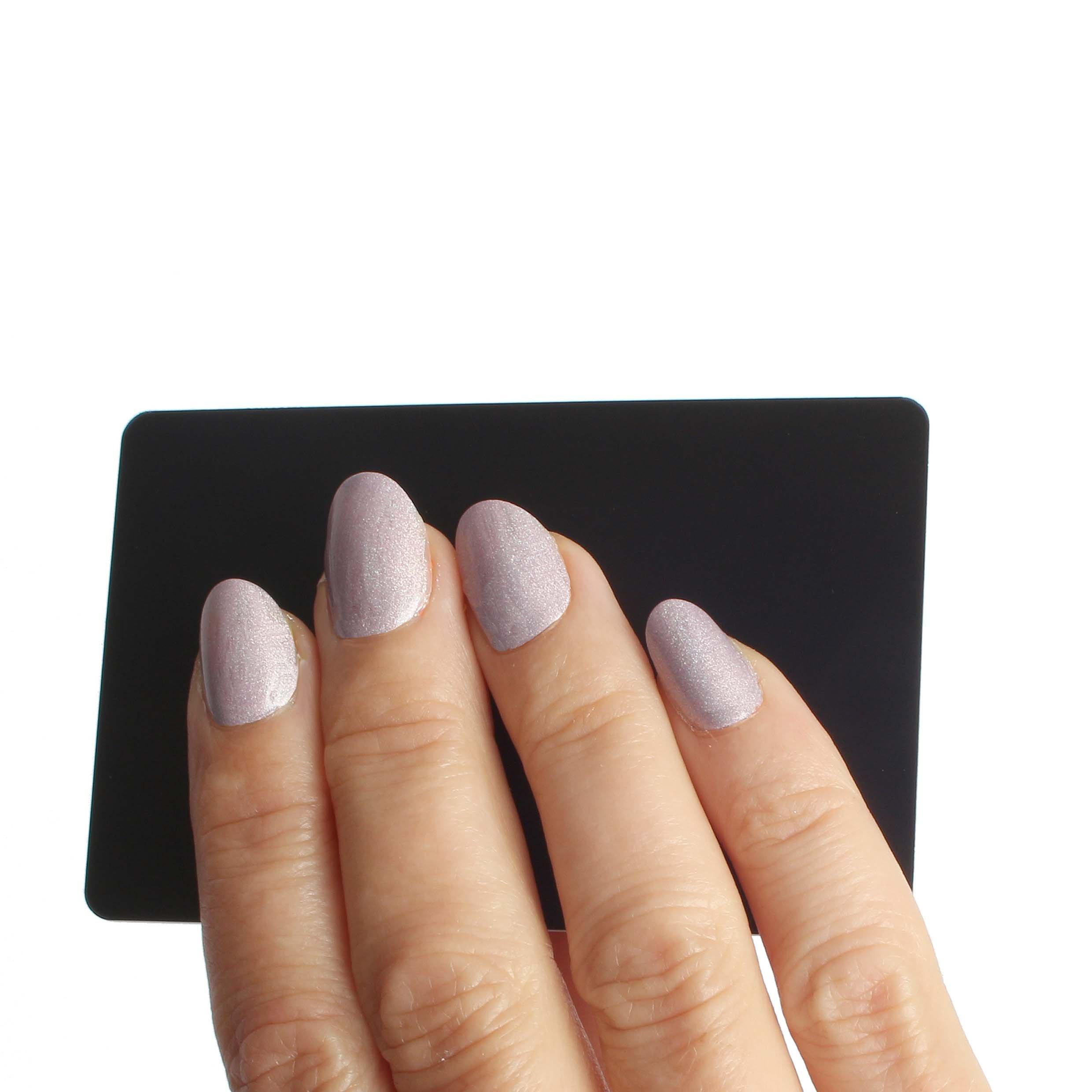 LAUED   bio-based Nagellack Glitter 