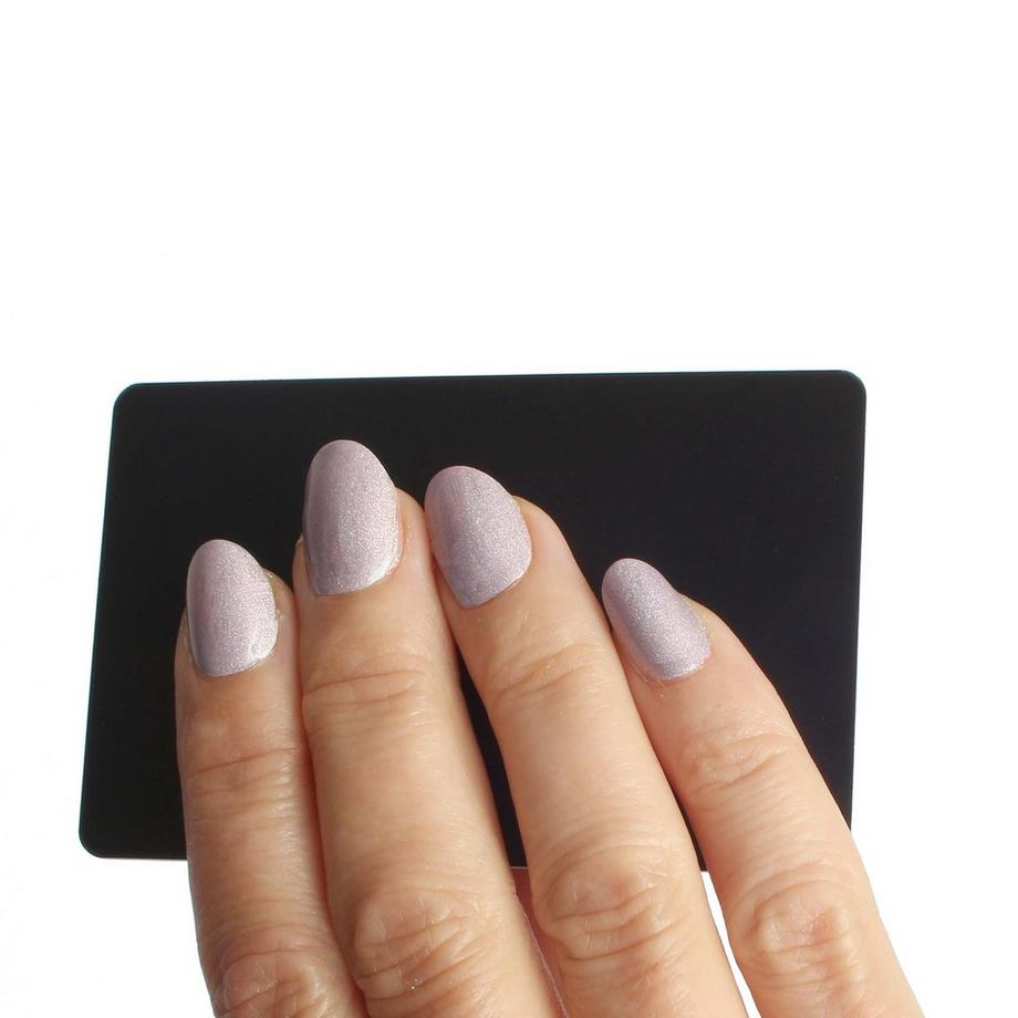 LAUED   bio-based Nagellack Glitter 