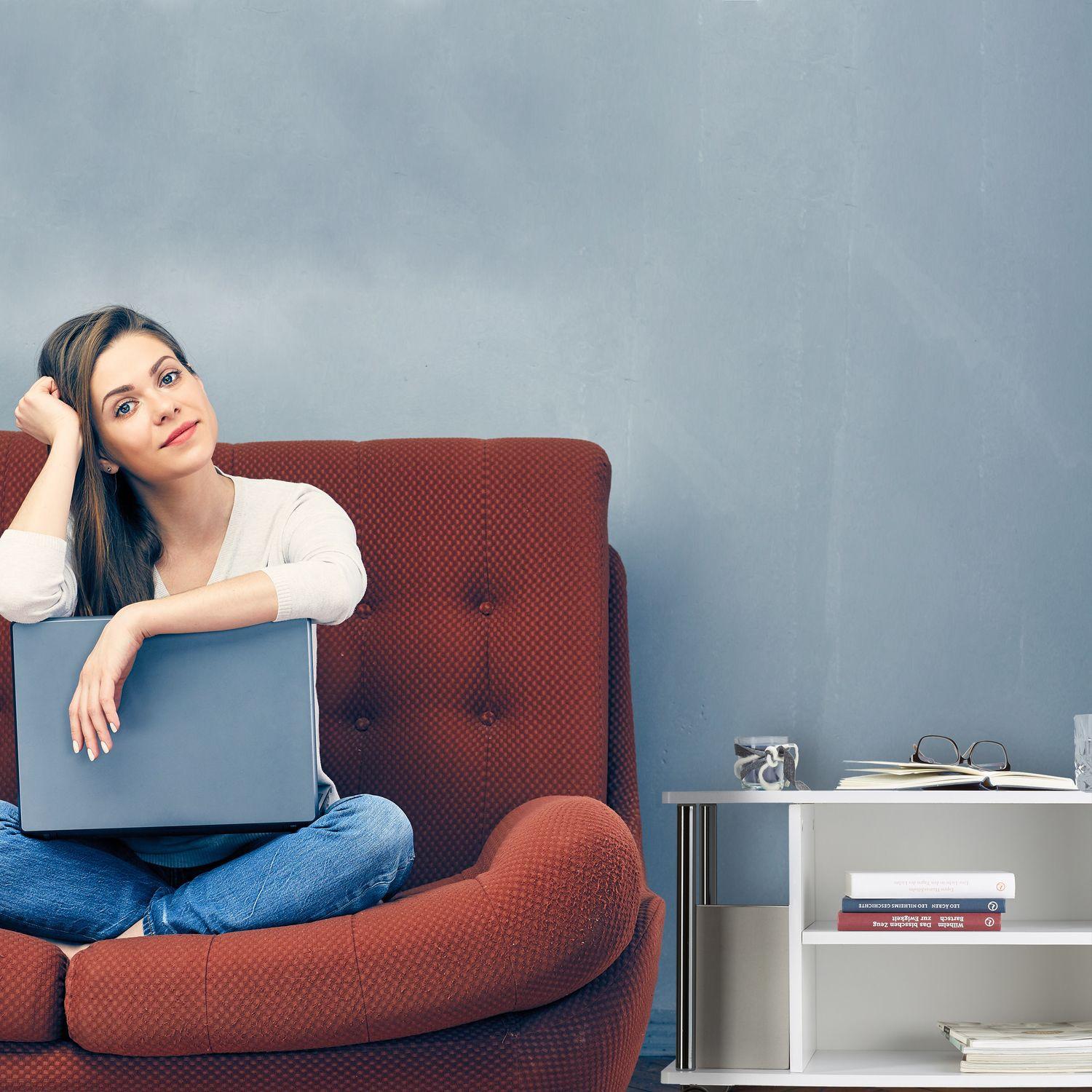 B2X  Fernsehtisch mit Rollen 