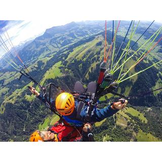 Smartbox  Sport à sensation : 1 impressionnant vol en parapente en tandem dans le ciel de Lucerne - Coffret Cadeau 