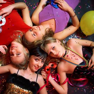 B2X  Collana di perle colorate neon set da 30 pezzi 