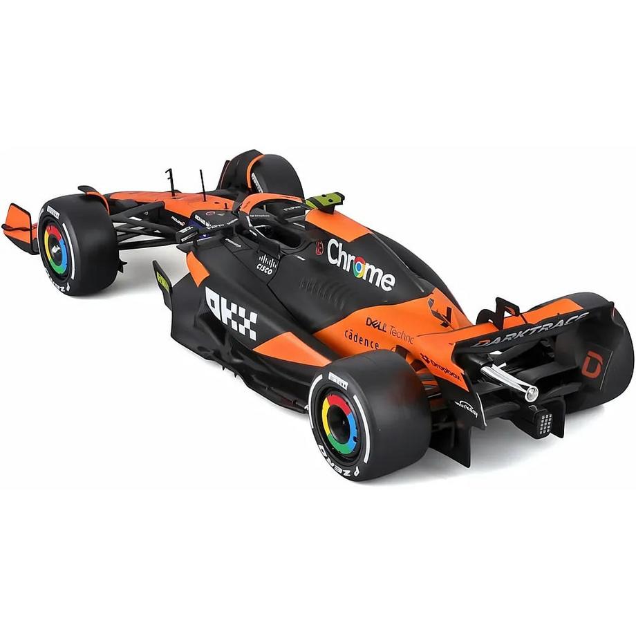 bburago  McLaren F1 MCL38 2024 avec figurine Norris 