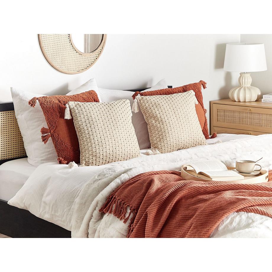 Beliani Dekokissen 2er Set aus Polyester Boho HAKONE  