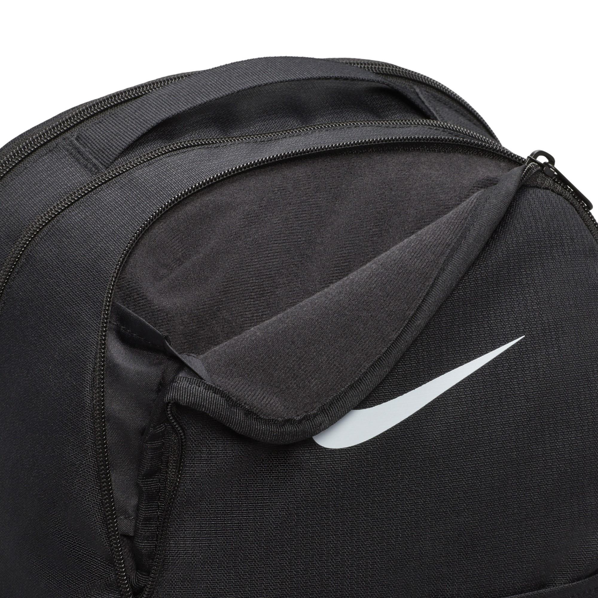 NIKE Brasilia Sac à dos d'entraînement 24L  