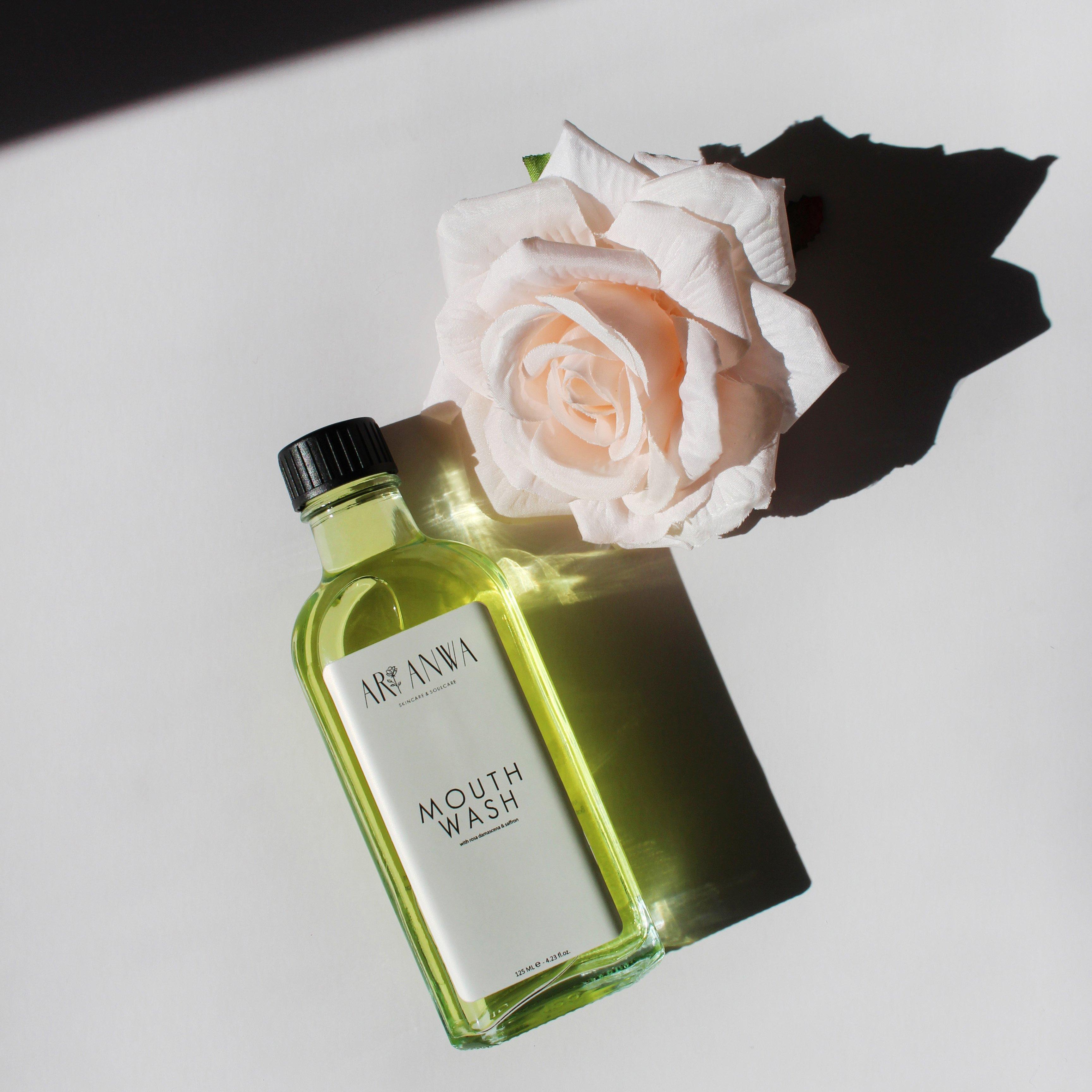 ARI ANWA Skincare  Mouthwash Rose | Mundwasser mit Rosenwasser & Safran 