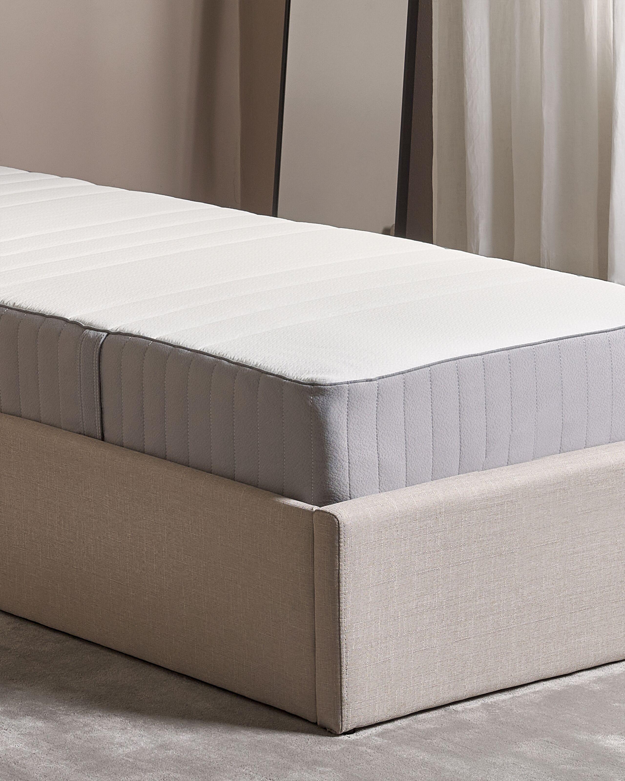 Beliani Materasso in Memory Foam en Schiuma PU FANCY  