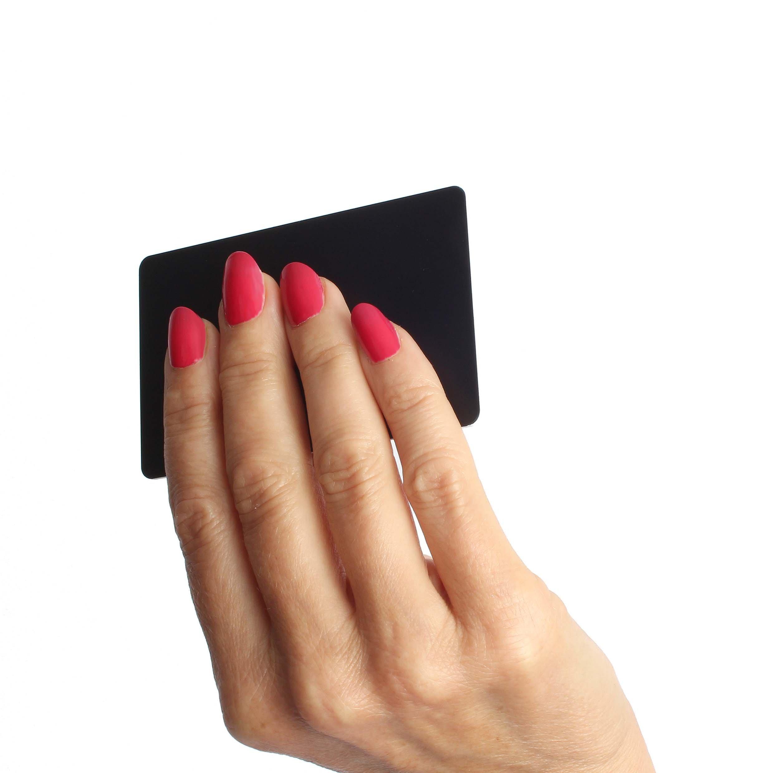 LAUED   bio-based Nagellack Fire 2 