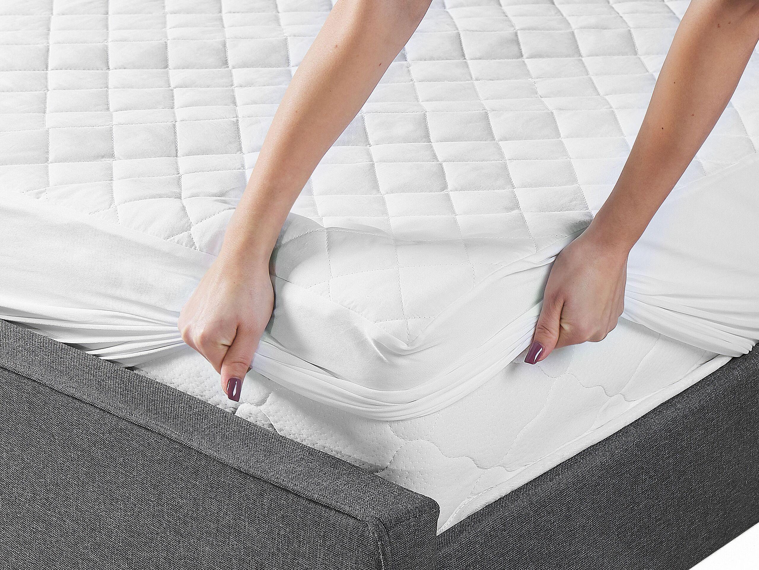 Beliani Protège-matelas en Coton ciré VILLUERCA  