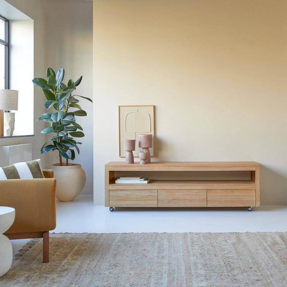 Tikamoon TV Schrank aus massivem Teakholz 180 cm Anoa  