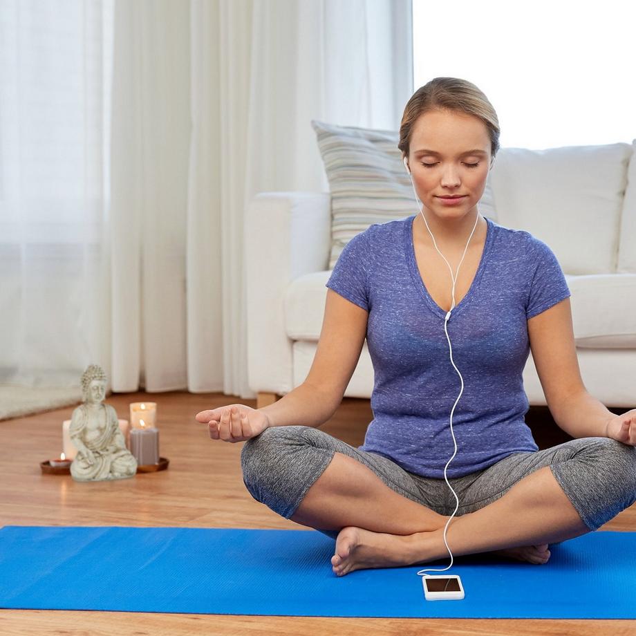 B2X  Sitzende Buddha Figur 17,5 cm 