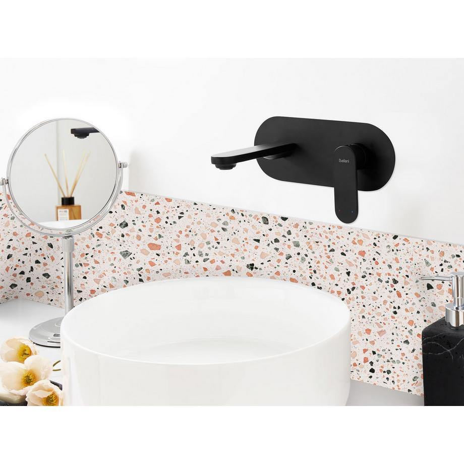 Beliani Robinet de lavabo mural en Laiton  CHAPALA  
