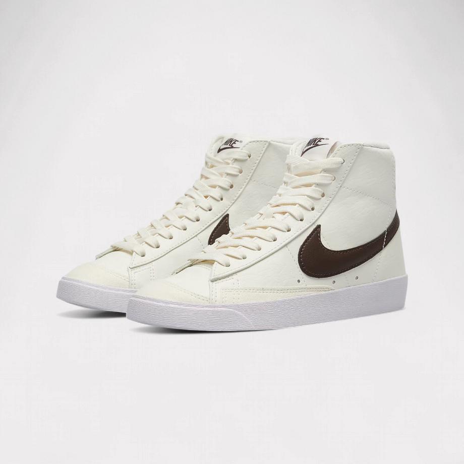 NIKE  Blazer Mid '77 Next Nature - Sail Baroque Brown 