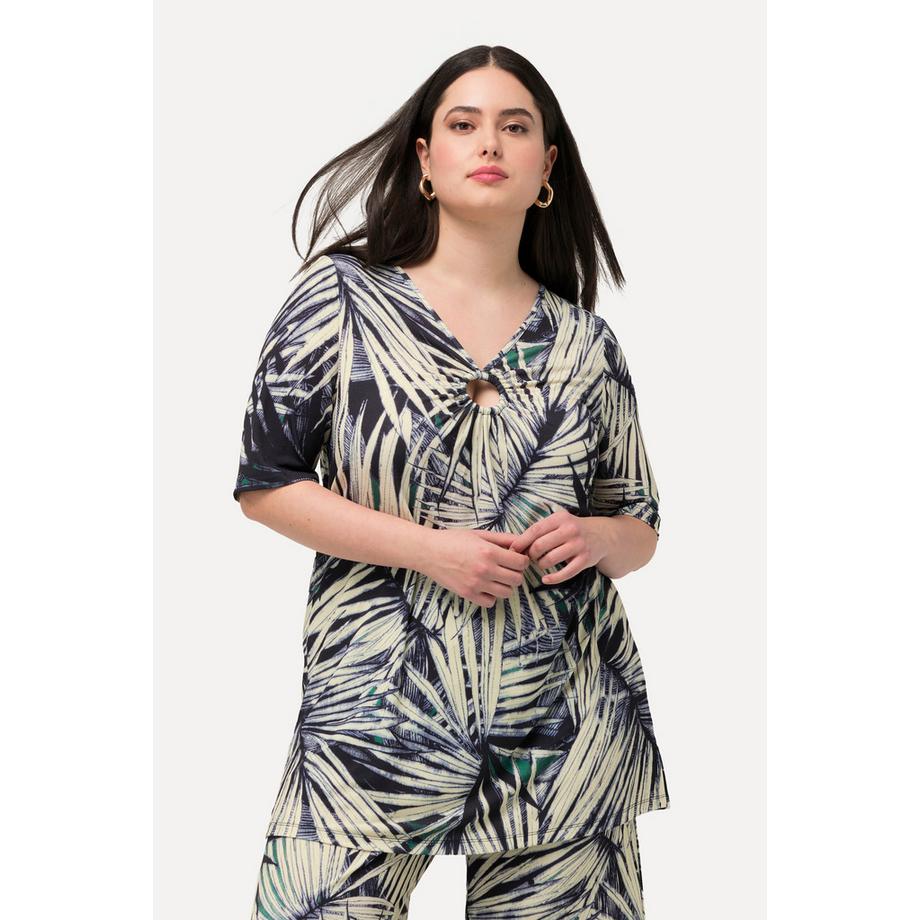 Ulla Popken Imprimé Feuilles de Palmier Col V Manches Courtes T-Shirt avec Anneau Décoratif  