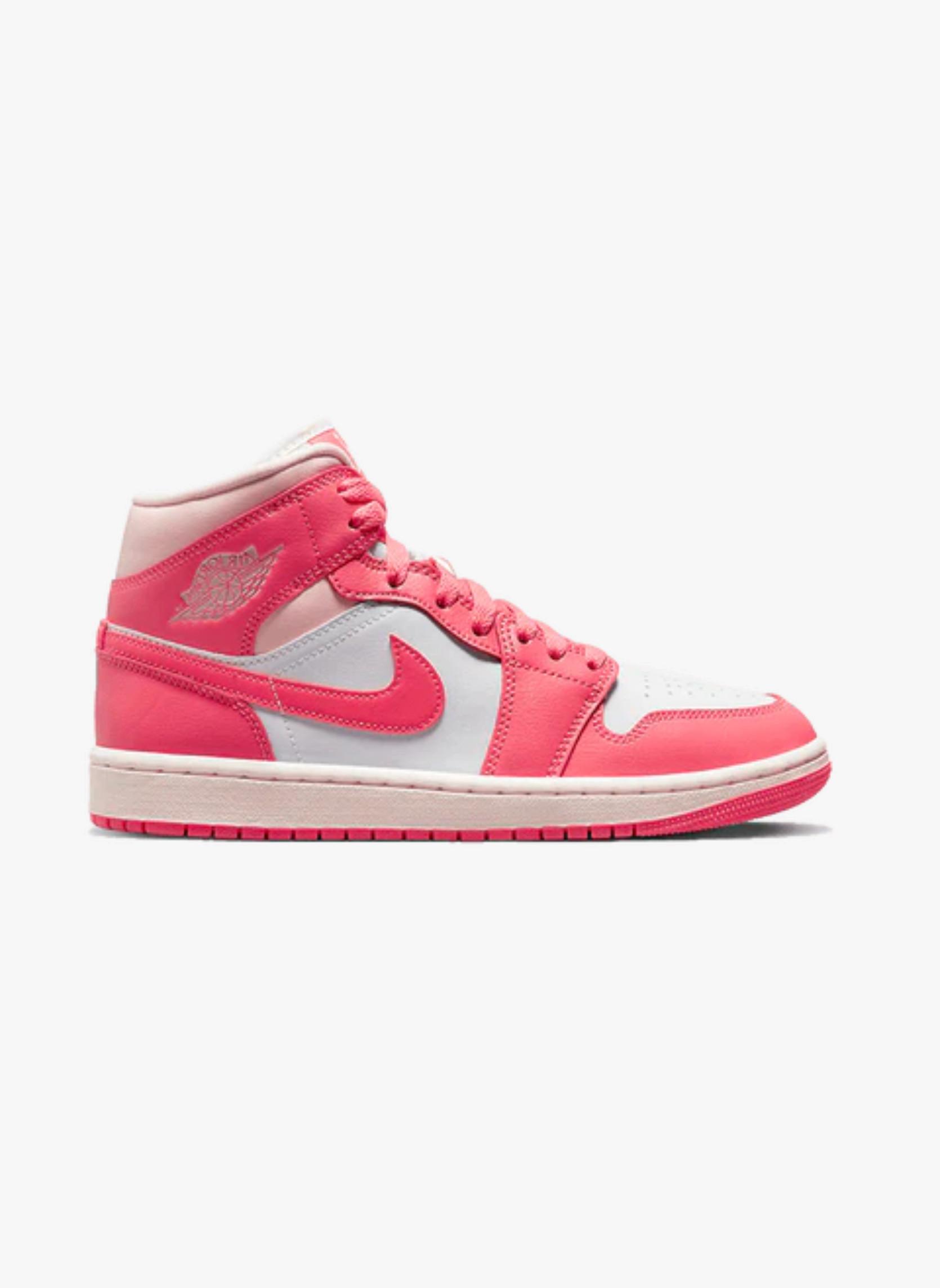 NIKE  Air Jordan 1 Mid Strawberries And Cream 