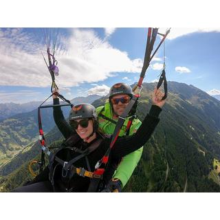 Smartbox  L'aventure ultime : vol en parapente depuis Versettla - Coffret Cadeau 