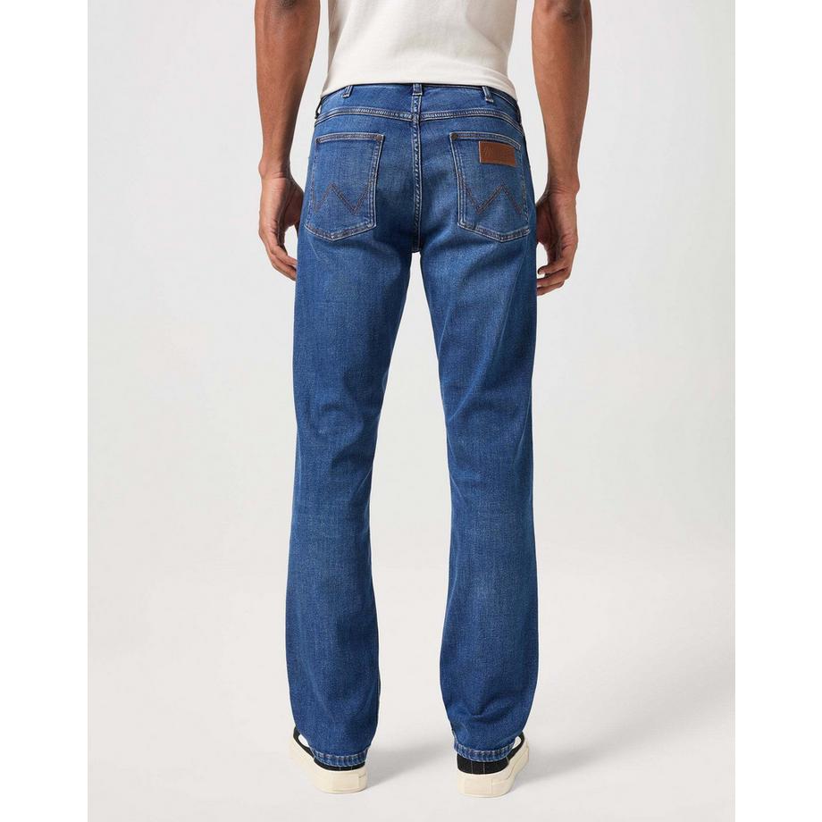 Wrangler Greensboro Straight Leg Low Stretch Jeans  