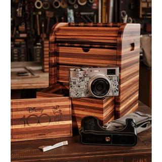 Fuji  Fujifilm FinePix X100V (Disney Limited Edition) 