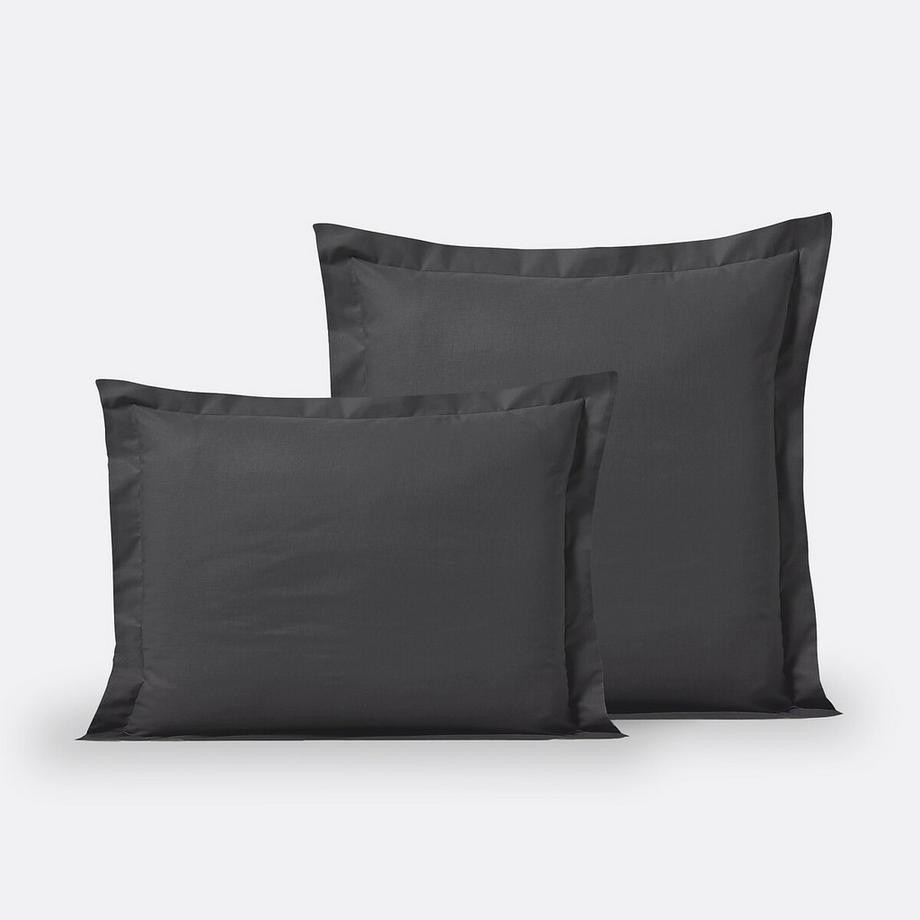 Taie d'oreiller unie polycoton à volant