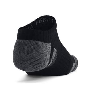 UNDER ARMOUR  chaussettes invisibles under arour perforance (x3) 