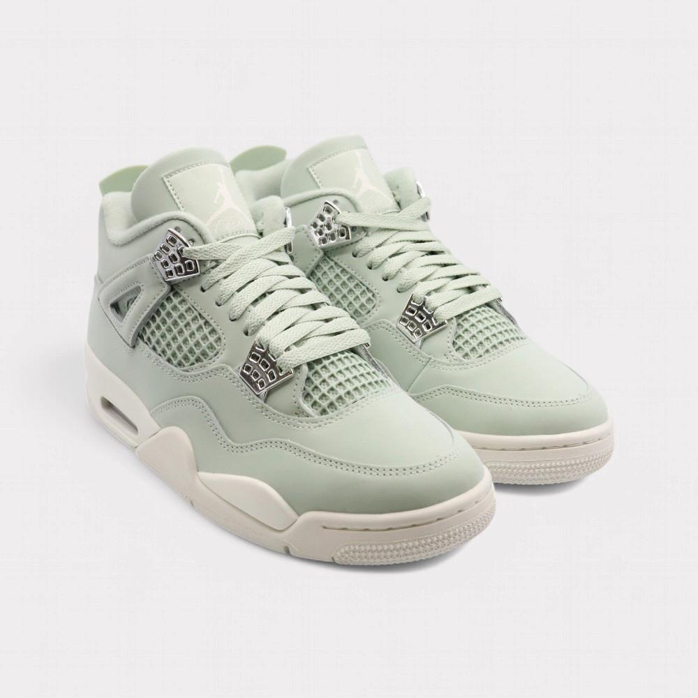 NIKE  Air Jordan 4 - Seafoam Sail 