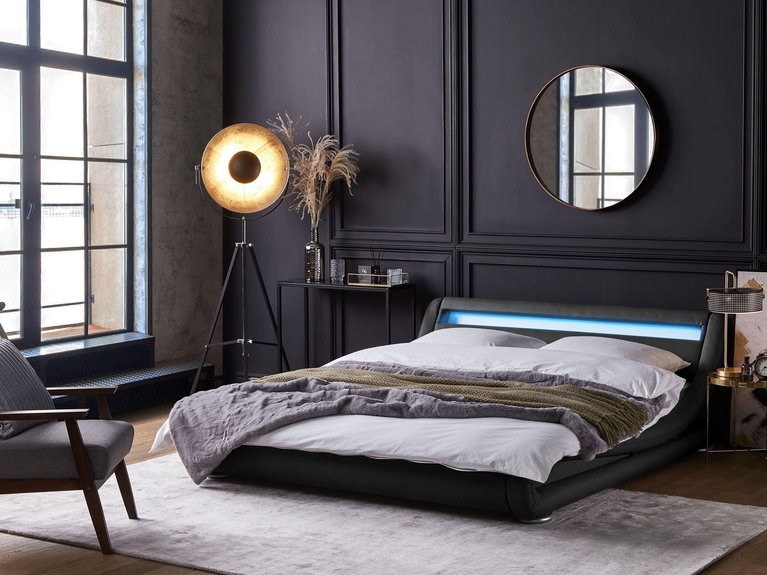 Beliani Letto con LED en Pelle sintetica Glamour AVIGNON  