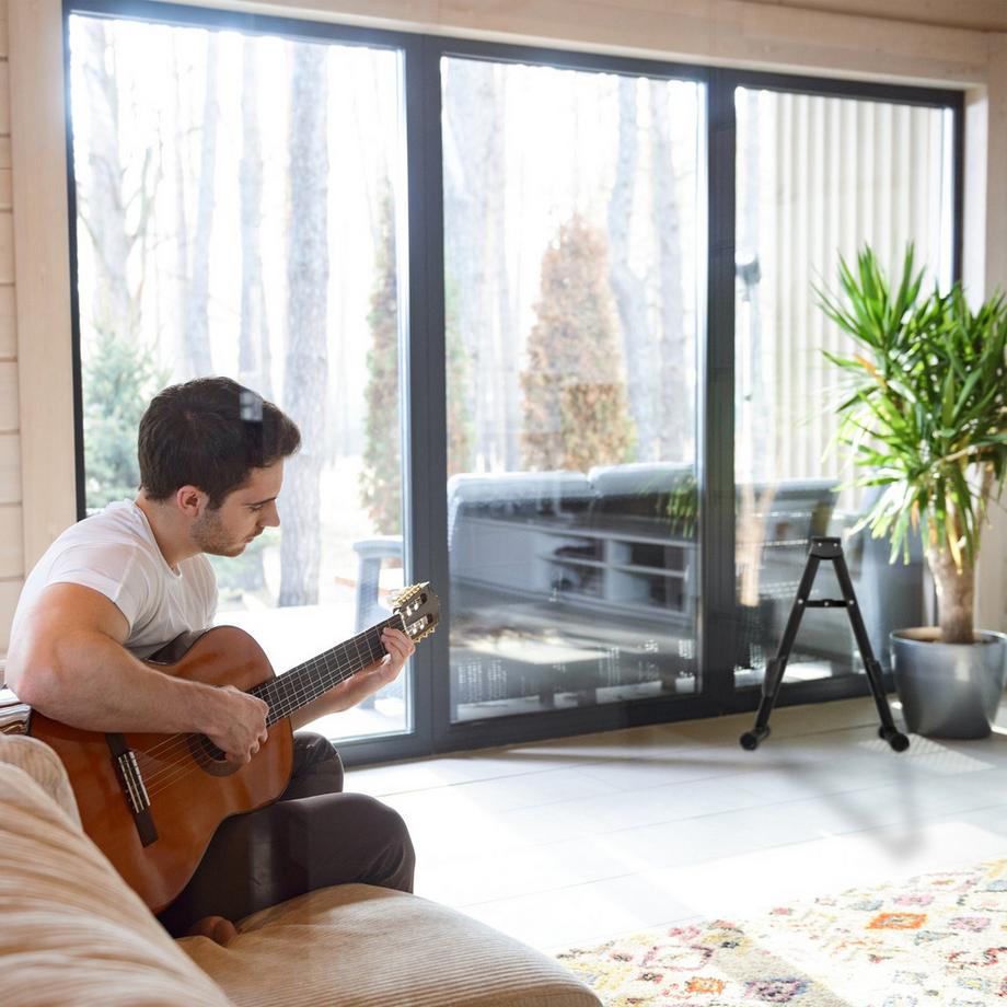 B2X  Klappbarer Gitarrenständer 