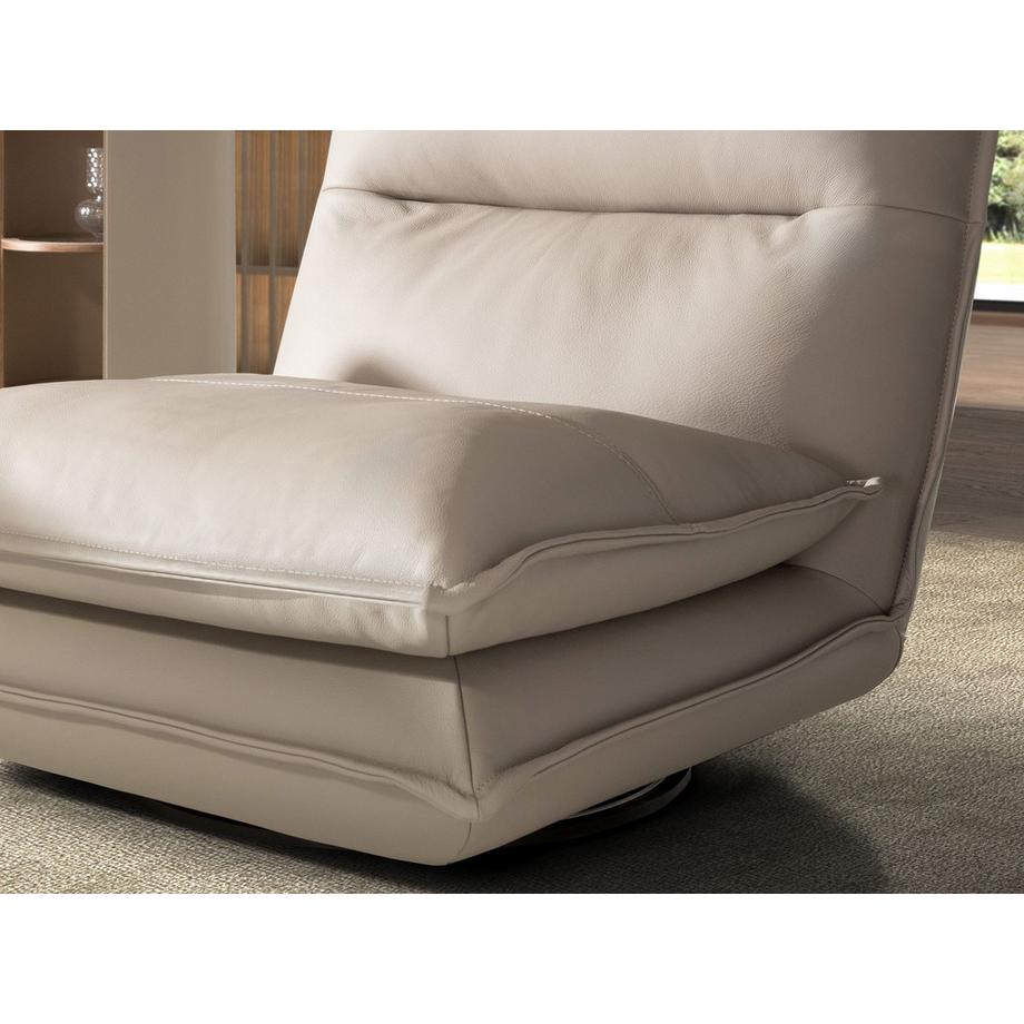 ANGEL CERDA Poltrona girevole dal design moderno  