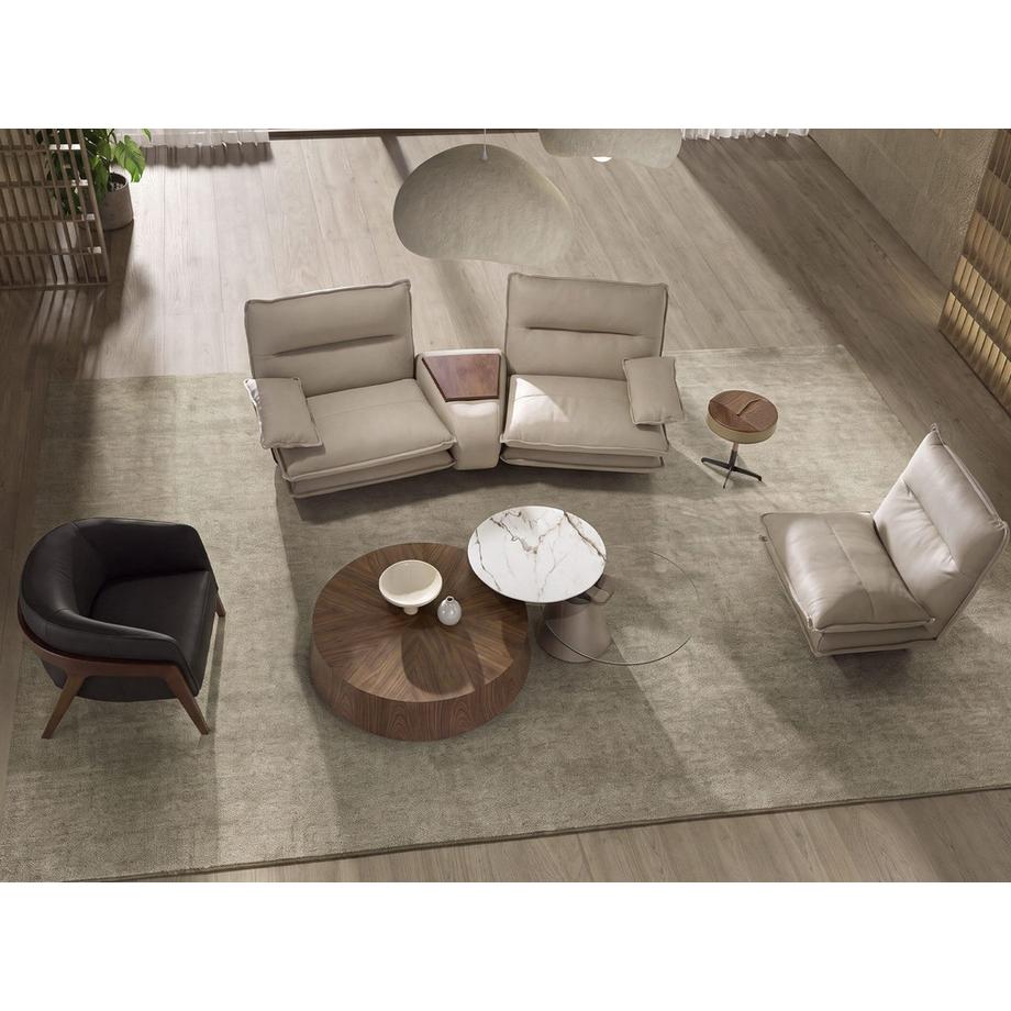ANGEL CERDA Poltrona girevole dal design moderno  