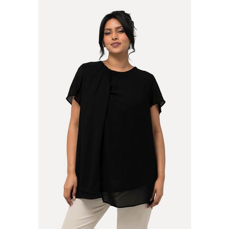 Ulla Popken  Blouse avec drapé, décolleté rond et manches courtes. Silhouette en A. 