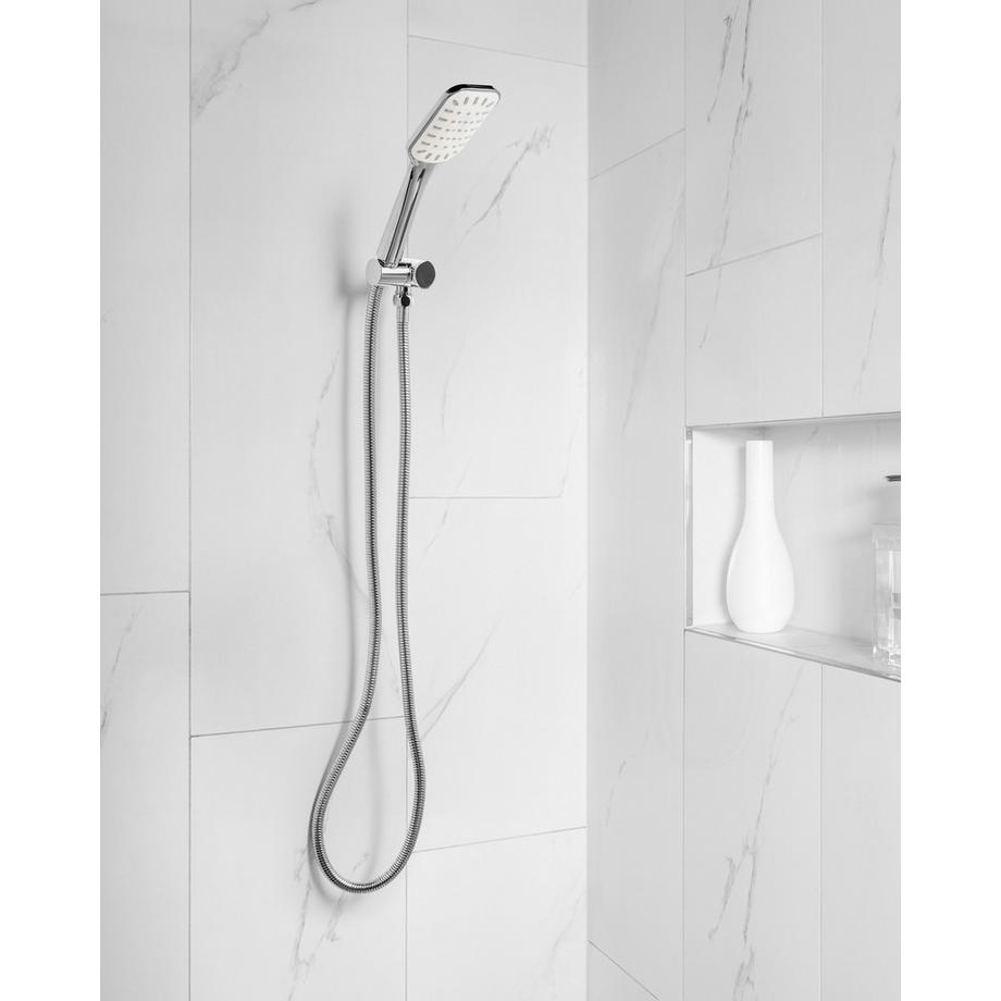 Beliani Duschkopf mit Schlauch aus ABS (robuster Kunststoff) Klassisch AMAJA  