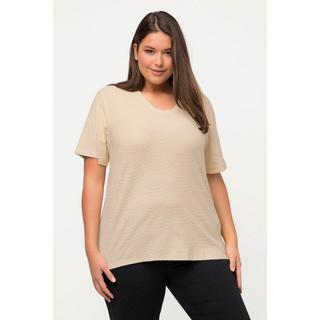 Ulla Popken  T-shirt di cotone biologico con onde, scollatura a V e mezze maniche 