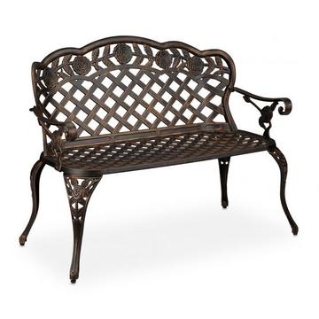 Banc de jardin de style ancien avec roses