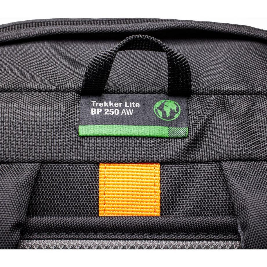 Lowepro  Trekker Lite 