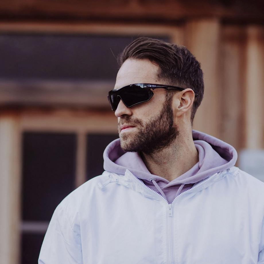 YEAZ  SUNRAY Sport-Sonnenbrille schwarz/polarisiert 