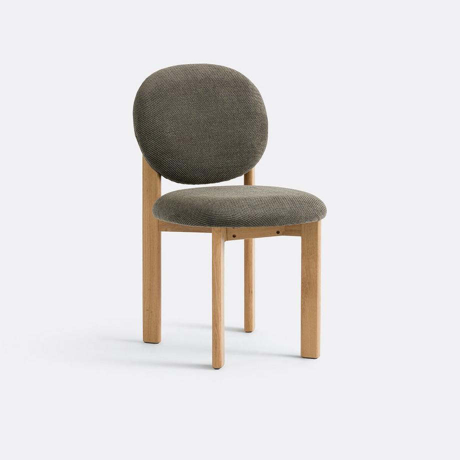 Stuhl Orga in runder Form