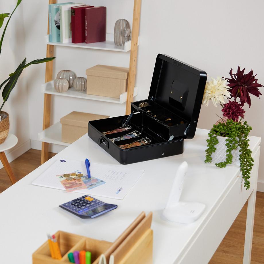 B2X  Kassenschublade mit Zahlenkombination 