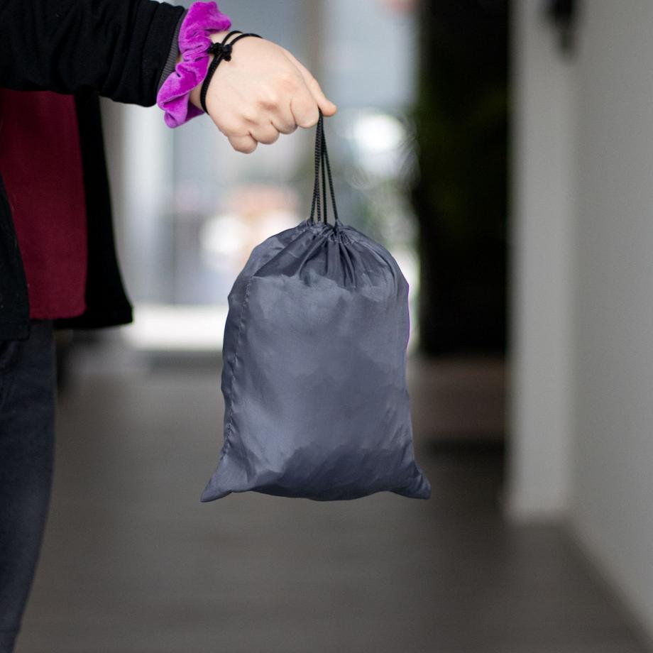 Intirilife Cuscino Poggiapiedi da Viaggio con Borsa e Pompa ad Aria  