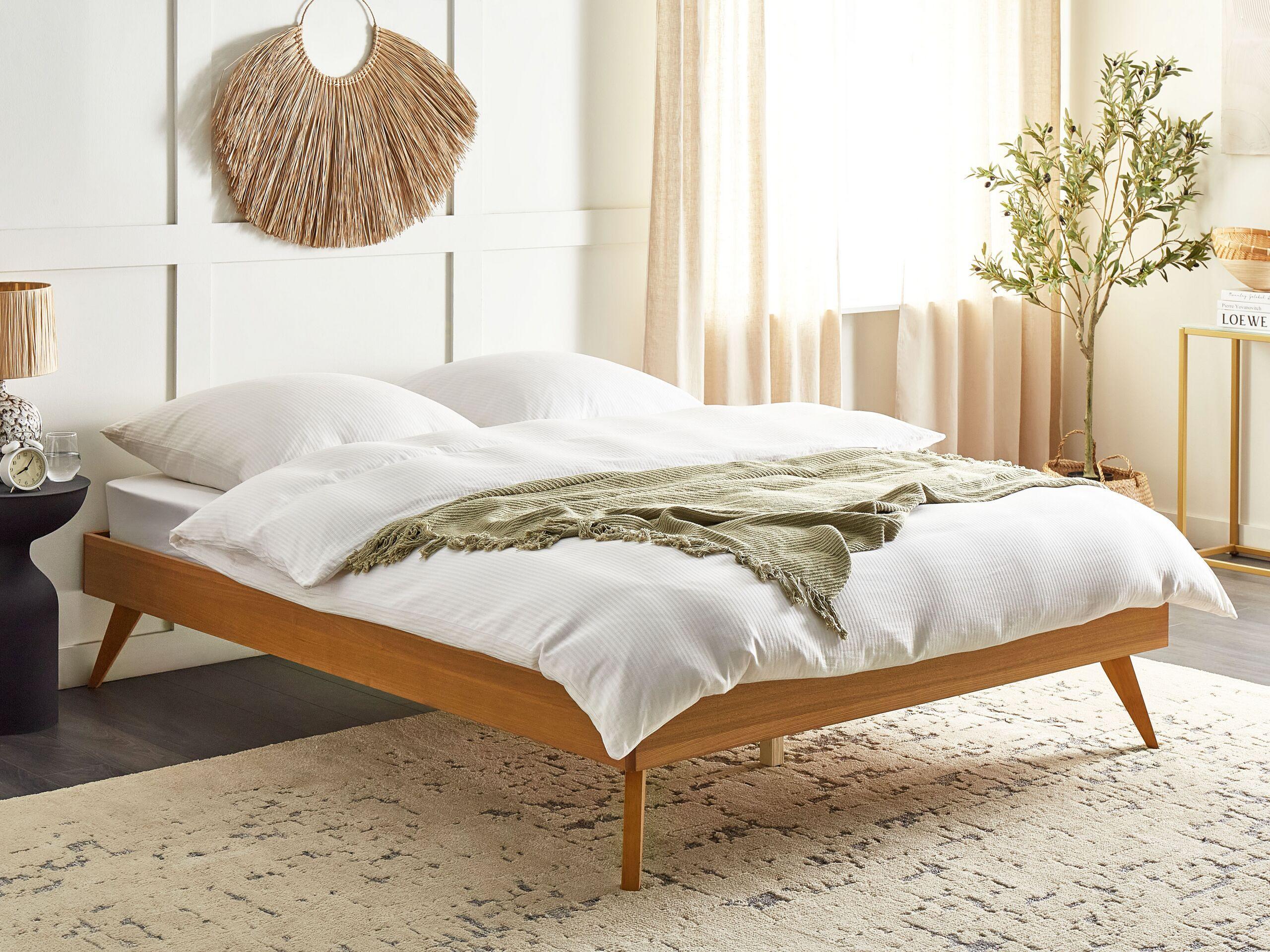 Beliani Bett mit Lattenrost aus MDF-Platte Retro BERRIC  