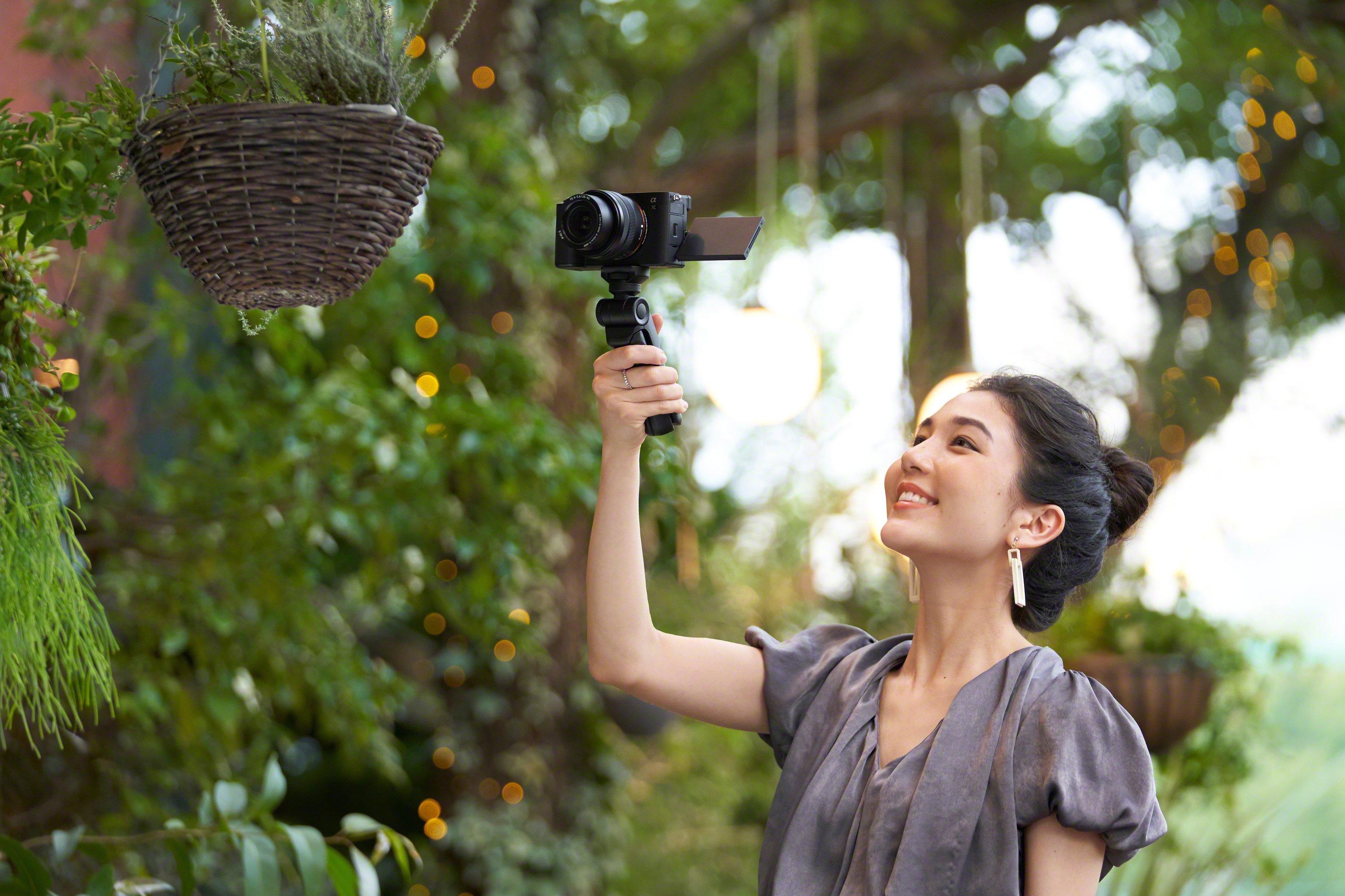 SONY  Sony α 7C MILC 24,2 MP CMOS 6000 x 4000 pixels Noir 