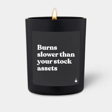 Bougie Parfumée Woody Burns slower than your stock assets