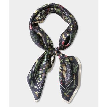 Seidenquadrat-Schal mit Waldmotiv