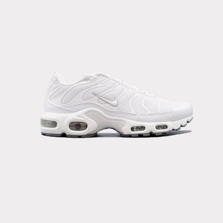 NIKE  Air Max Plus - Triple White 