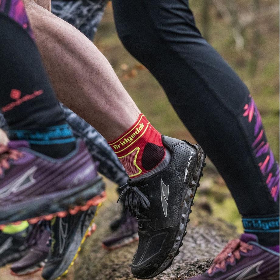Bridgedale  Chaussettes de course ultralégères Coolmax Sport Crew 