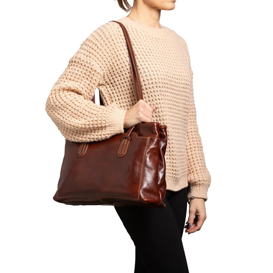 Gave Lux Borsa a tracolla  